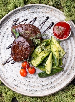 Говяжья вырезка (а-ля филе миньон)